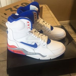 NIKE AIR COMMAND FORCE